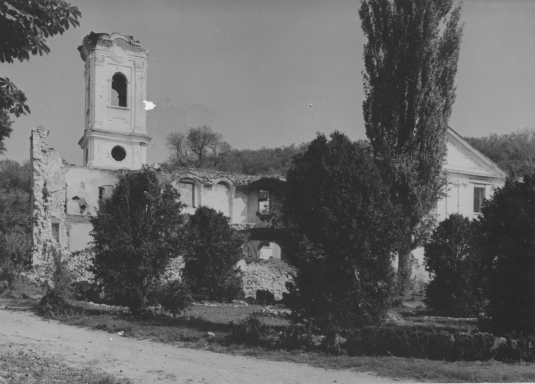 Фотографија из галерије Манастира Кувеждин, 1946 (1)